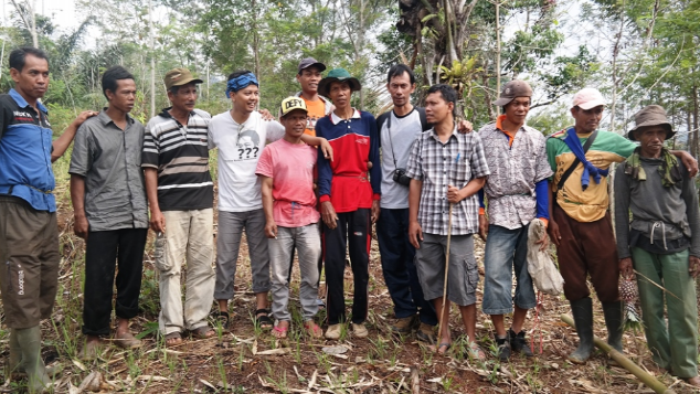 Donasi Pohon untuk Pemberdayaan Petani Kawali