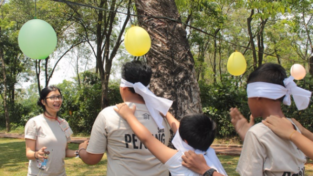 Beasiswa Untuk 30 Anak Yang Hampir Tinggal Kelas