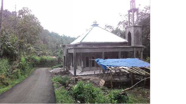 Bantu Lanjutkan Pembangunan Musholla Desa Pelosok