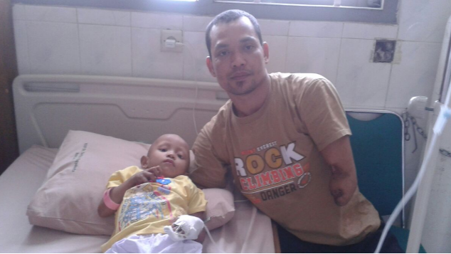 Alya Alami Kanker Ginjal butuh uluran tangan