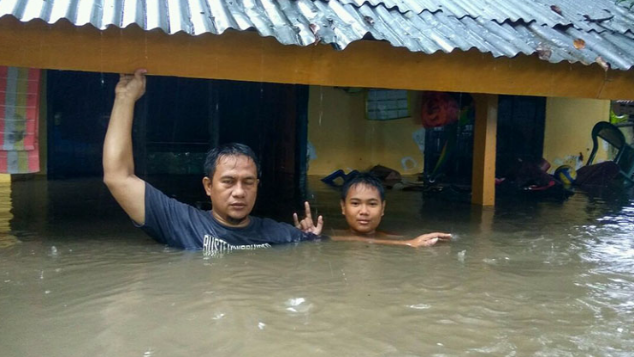 Banjir Kepung Bima, Mari Bantu Donasi