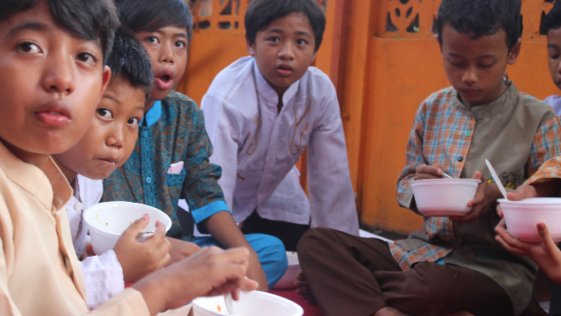 Berbagi Gizi Untuk 250 Yatim dan Dhu'afa