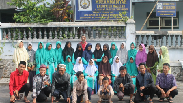 Bantu Panti Asuhan Yatim Muhammadiyah Magetan