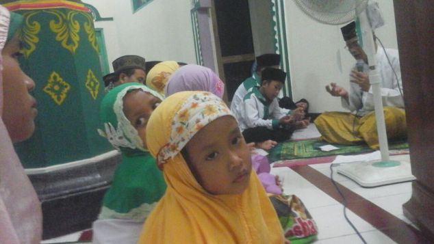 Sedekah Berkah Buat Yatim Piatu