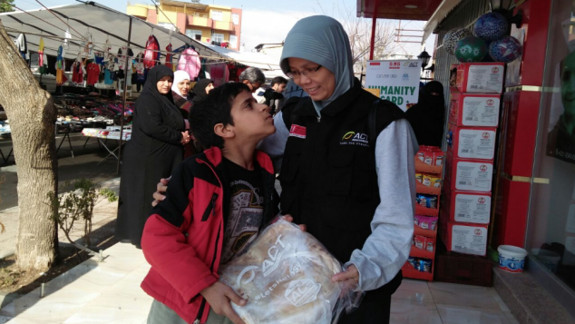 Roti Untuk Pengungsi Suriah