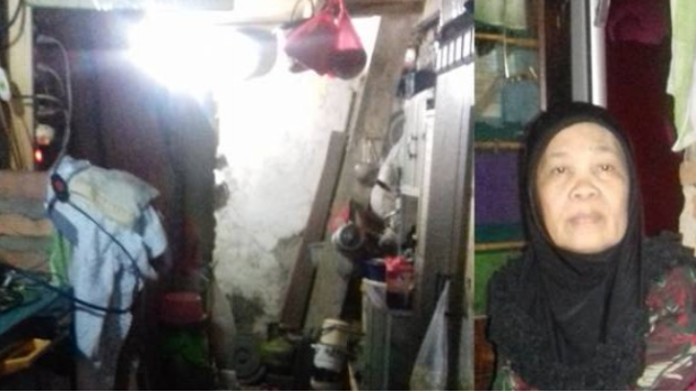 Nenek Riah Butuh Perbaikan Atap Rumah