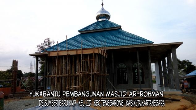 Pembangun masjid terhenti karna kehabisan dana