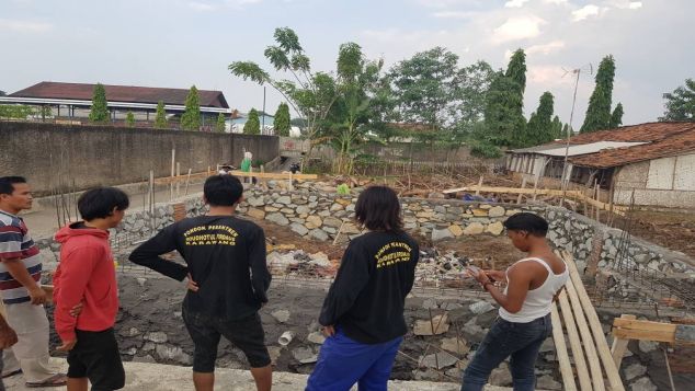 Lokalisasi Illegal Jadikan Musholla