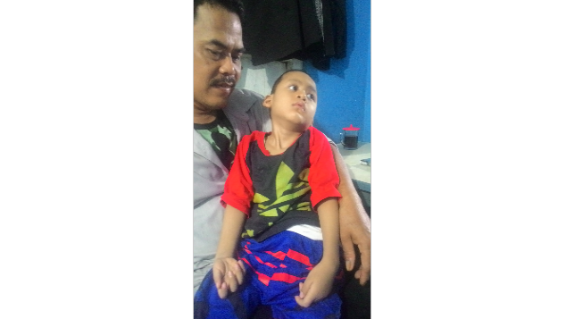 Bantu Aksa Sembuh dari Miningitis
