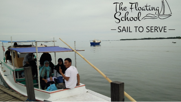 Kapal Untuk Sekolah Terapung.