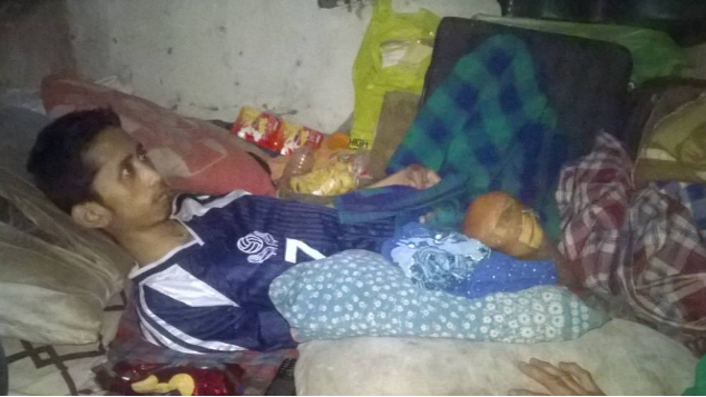 Bantu Bu Dede Obati Anaknya(Sakit Jiwa Dan Lumpuh)