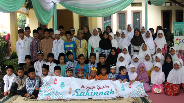 THR Adik-adik Yatim Desa Maleber Cianjur