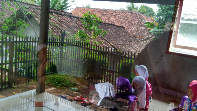 Ciptakan Senyuman Bagi Mereka Kembali Ke Sekolah