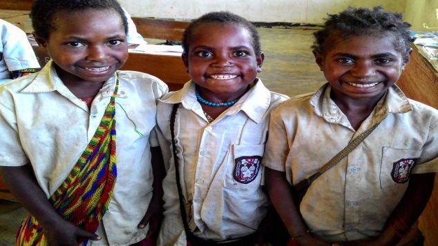 Berbagi Kasih Untuk Pendidikan Pelosok SD PAPUA