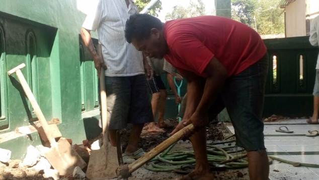 PENGEMBANGAN MUSHOLLA UNTUK MENJADI MASJID