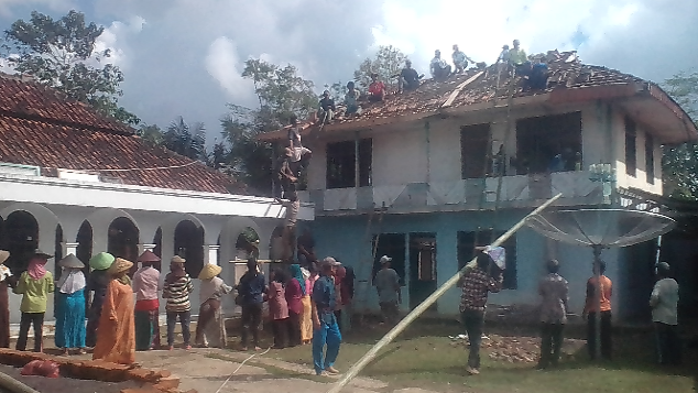 Renovasi Asrama Pesantren untuk Yatim/Dhu'afa