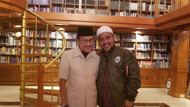 Amir Faishol Dukung Pesawat R80