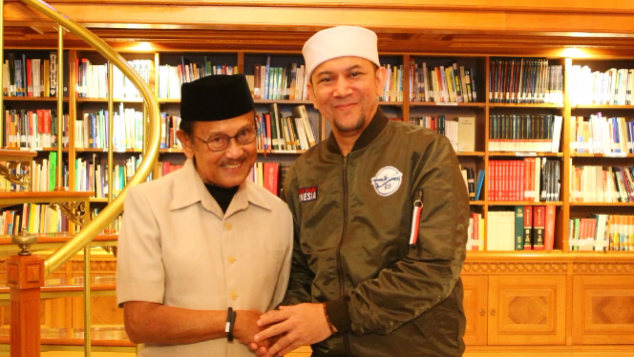 Erick Yusuf Dukung Pesawat R80