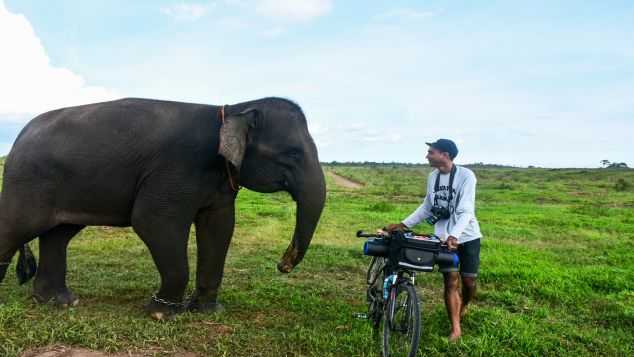 Kayuh Sumatera - Selamatkan Tempat Tinggal Gajah