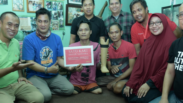 ROAD TO 30 KAKI / TANGAN PALSU UNTUK SAUDARA KKD
