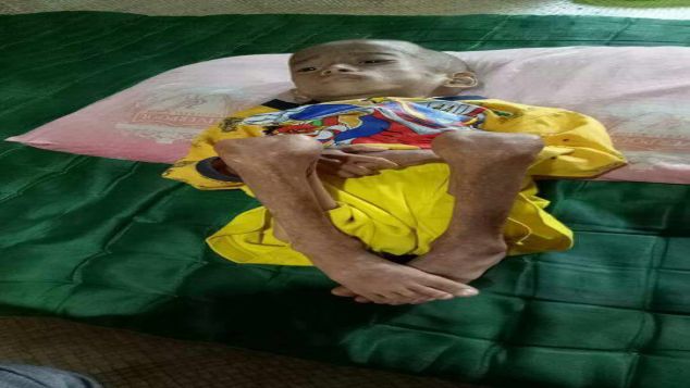 Membantu adik haikal yang seorang yatim piatu