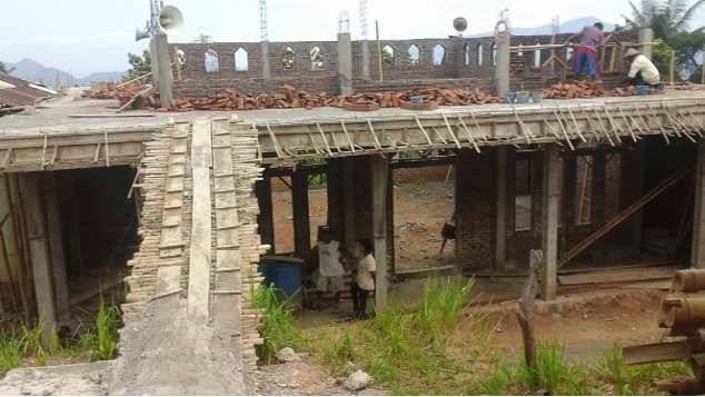 Pembangunan Masjid Di pelosok Flores Timur Adonara