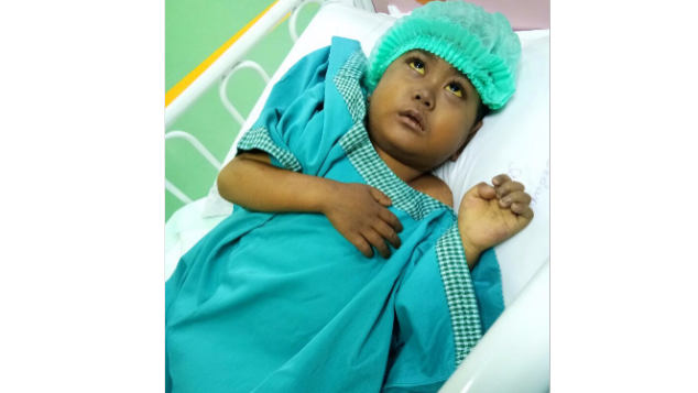 Bantu Mahfudz, Balita Penderita Kanker Langka.