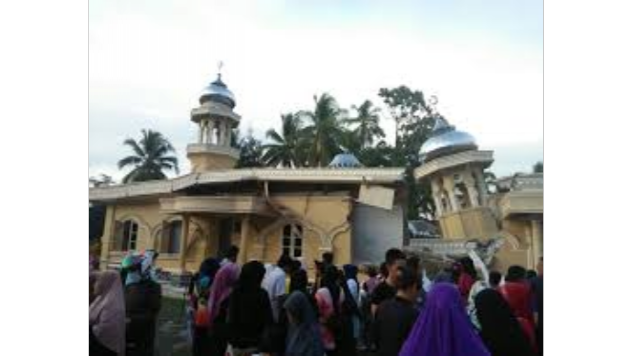 RUNTUHNYA SURAU KAMI