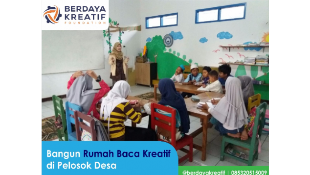 Bangun Rumah Baca Kreatif di Pelosok Desa