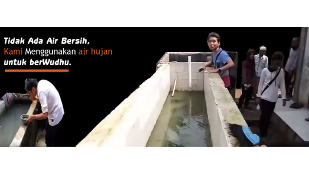 Sumur Air Pertama untuk Masjid Desa Sirnajaya