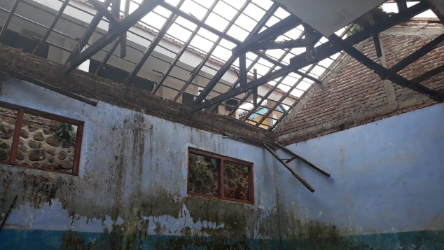 Bantu Bangun Gedung SDN Bintoro 5, Jember