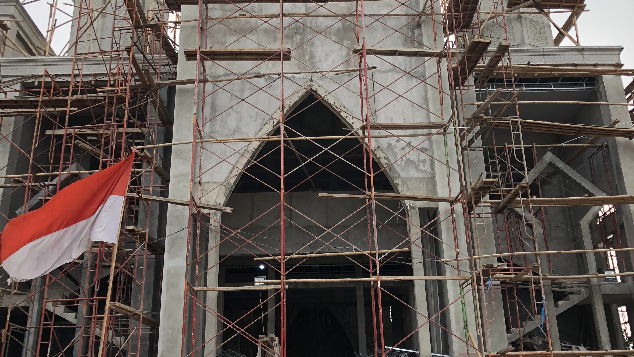 Bantu rekonstruksi salah satu masjid tertua Bekasi
