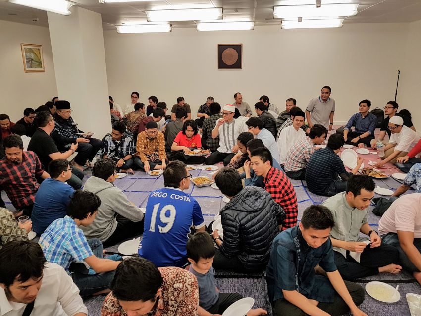 Kitabisa! - Bangun Masjid Indonesia Pertama di London-UK