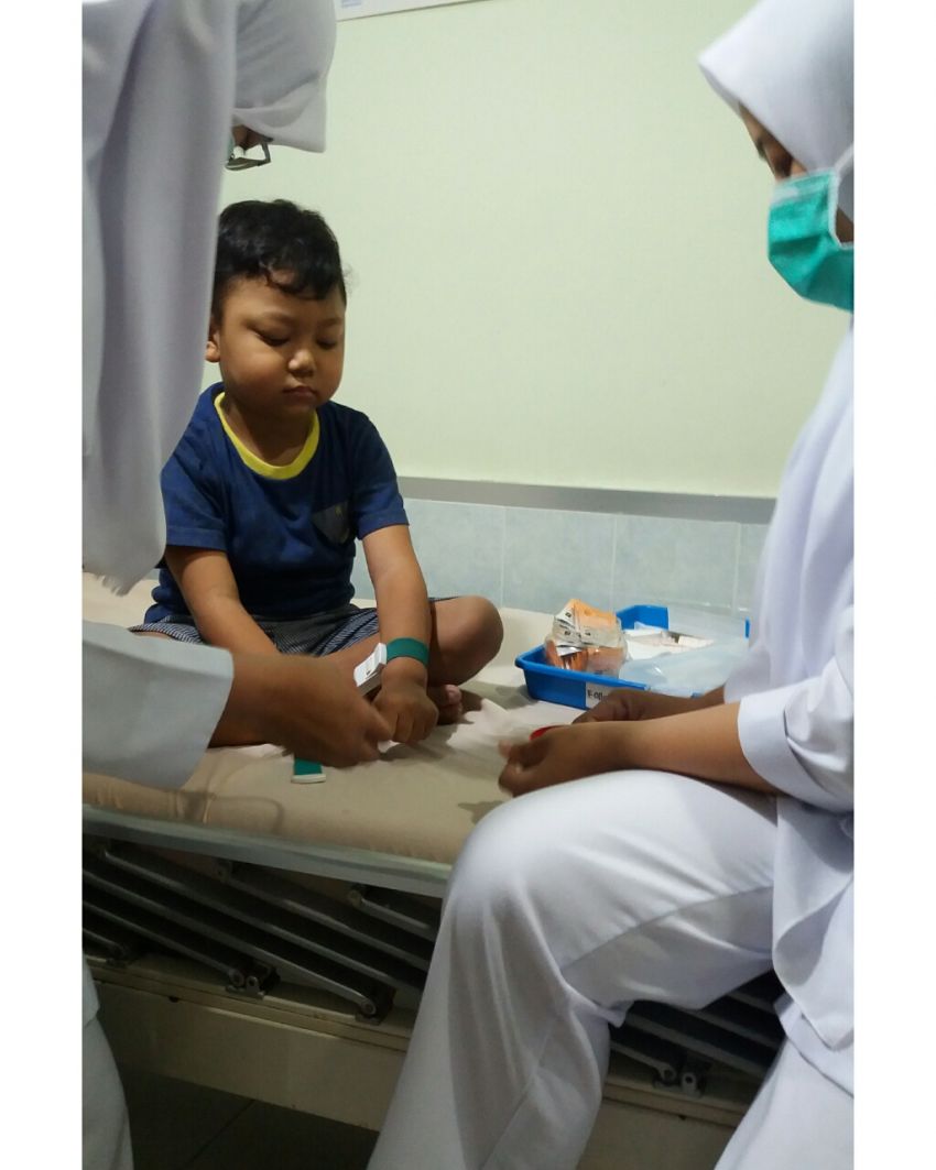 Kitabisa! - Bantu Raka Melawan Kanker Leukimia